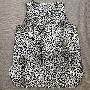Loveappella Women’s Leopard Print Sleeveless Blouse Small